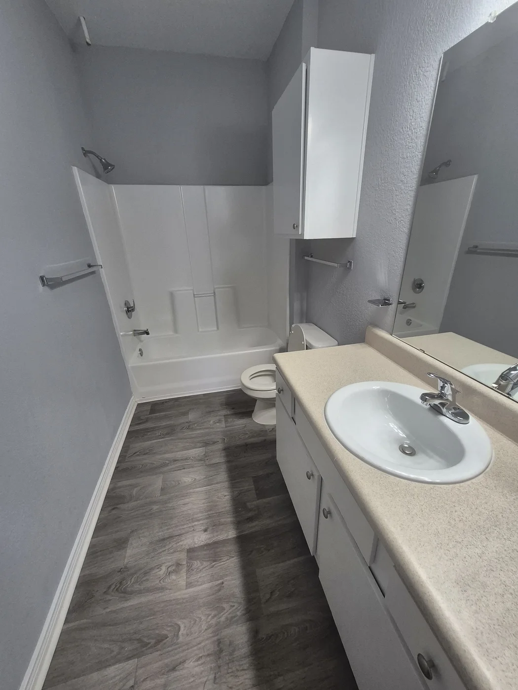 Full bathroom after a deep clean
